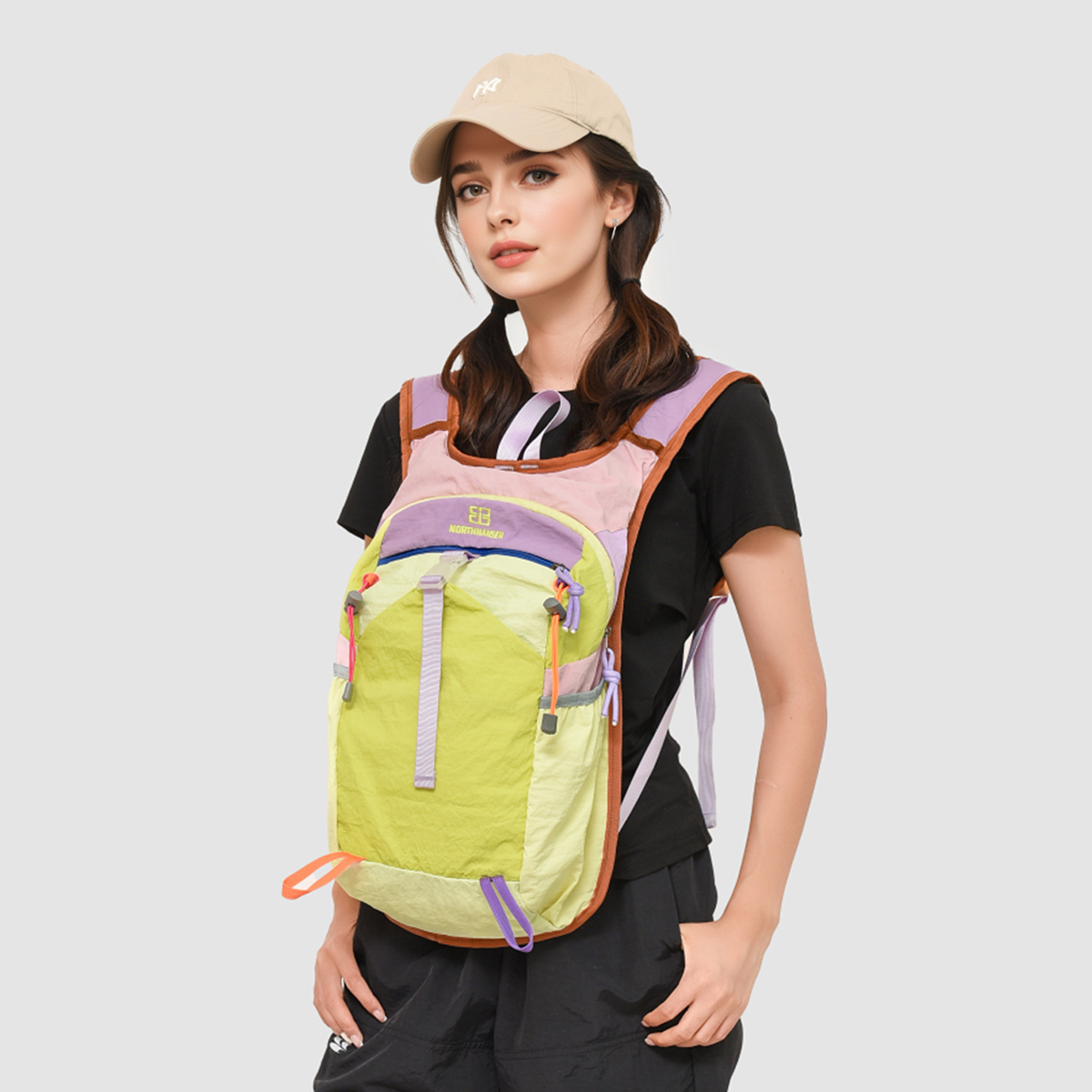 Outdoor hiking backpack, light - đánh giá và giá Sports Equipment Air China